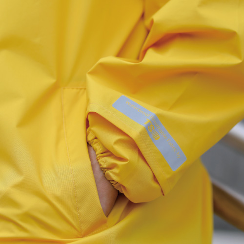 《防疫防護》【MECOVER】日本KAKEN認證 東麗酒伊織染超輕風雨衣